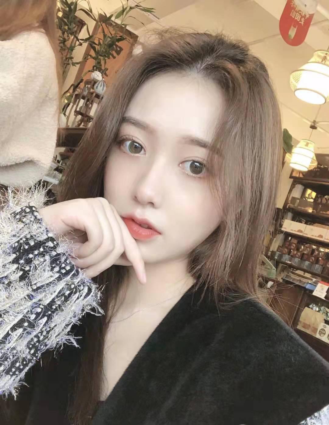 昆明北站年轻学生为钱下海，一夜爽记